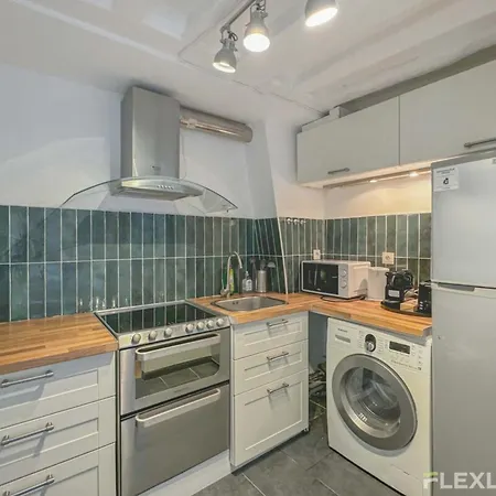 Flexliving - - Lune * Paris